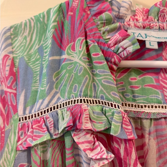 TAJ by Sabrina Crippa Pink, Blue, and Green colorful and festive design - Picture 6 of 9